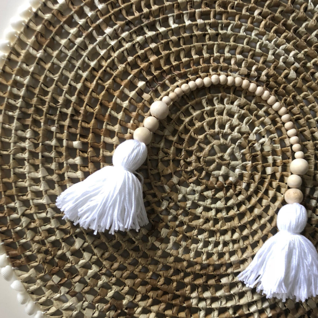 Hanging Tassel  (White)