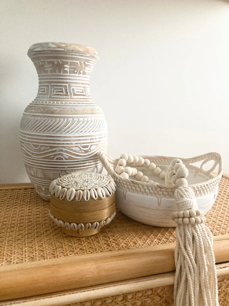 Nya Hand-carved Vase